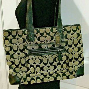 Coach Women’s Purse Signature Jacquard Purse